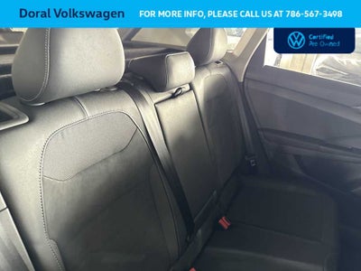 2025 Volkswagen Taos SE Black