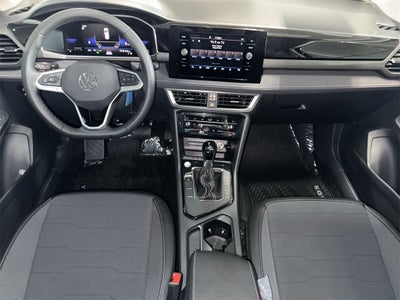 2026 Volkswagen Taos SE Black