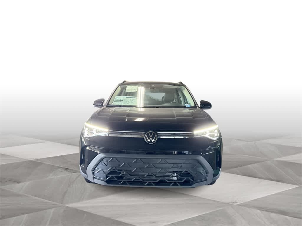 2026 Volkswagen Taos SE Black