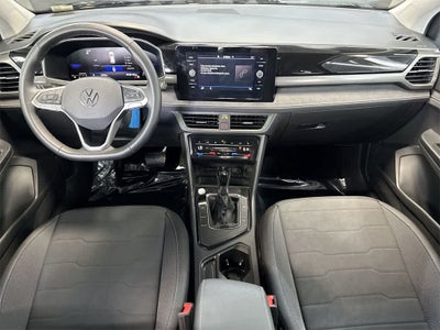 2025 Volkswagen Taos SE Black