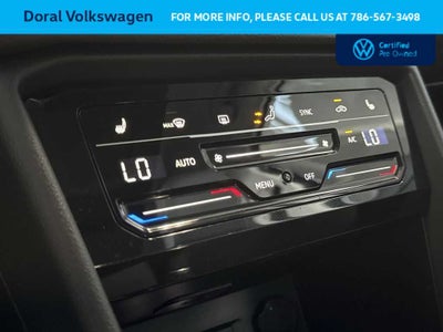 2025 Volkswagen Taos SE Black