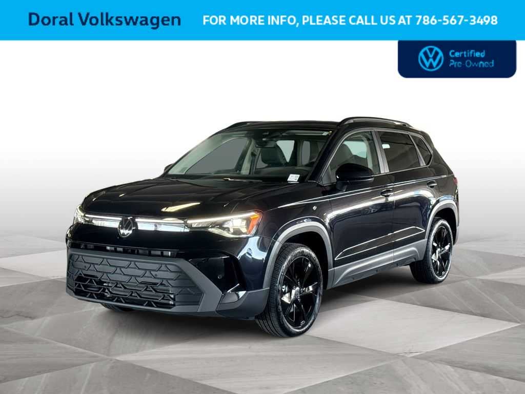 2025 Volkswagen Taos SE Black