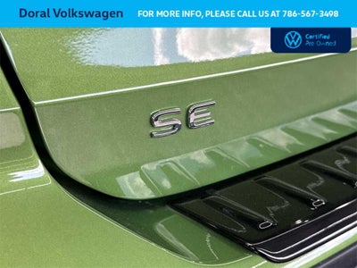 2025 Volkswagen Taos SE Black