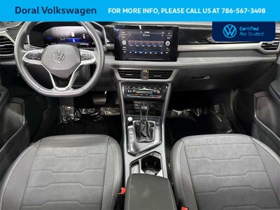 2025 Volkswagen Taos SE Black