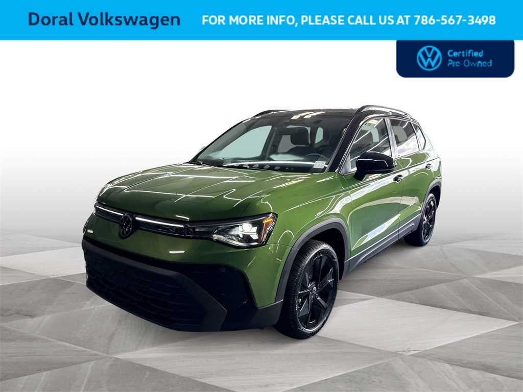 2025 Volkswagen Taos SE Black