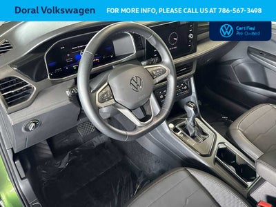 2025 Volkswagen Taos SE Black