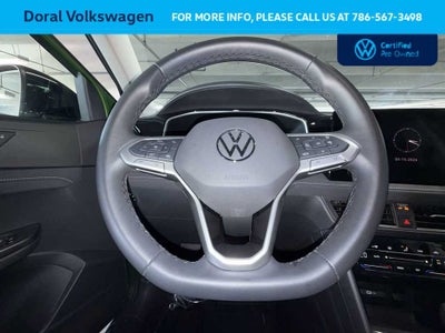 2025 Volkswagen Taos SE Black