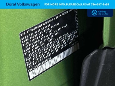 2025 Volkswagen Taos SE Black