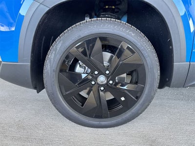 2026 Volkswagen Taos SE Black