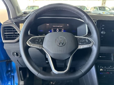 2026 Volkswagen Taos SE Black