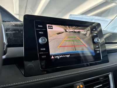 2026 Volkswagen Taos SE Black