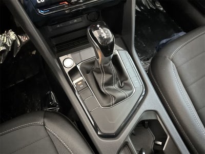 2026 Volkswagen Taos SE Black