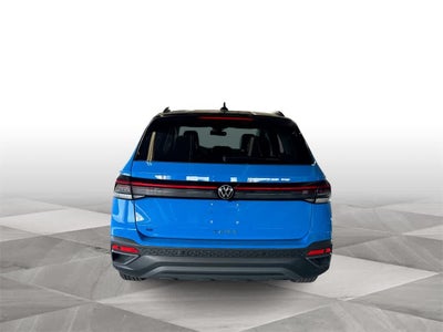 2026 Volkswagen Taos SE Black