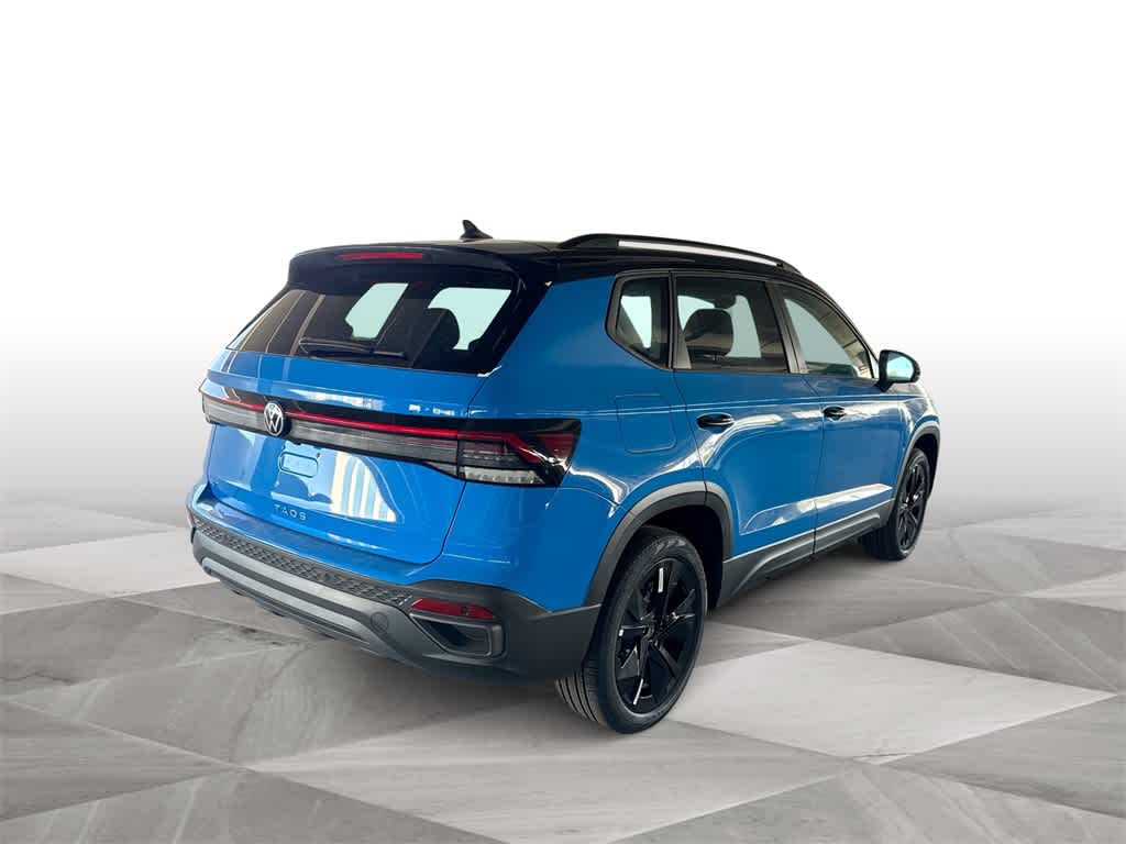 2026 Volkswagen Taos SE Black