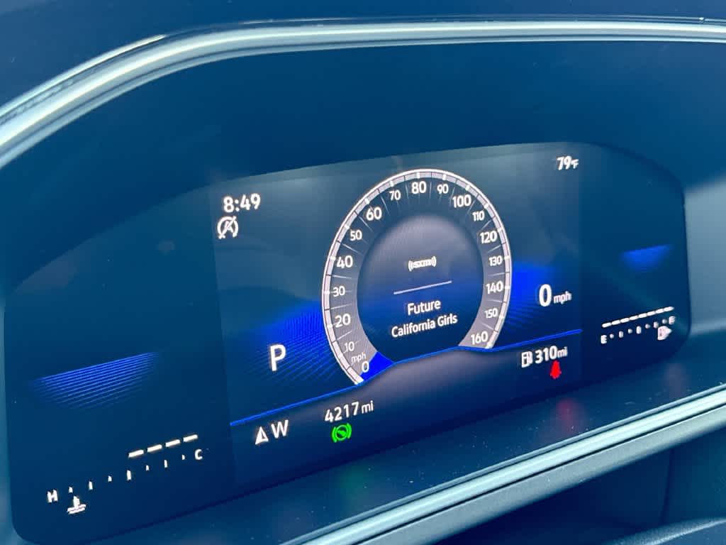 2026 Volkswagen Taos SE Black