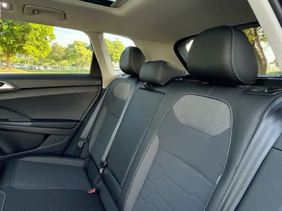 2026 Volkswagen Taos SE Black