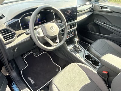 2026 Volkswagen Taos SE Black