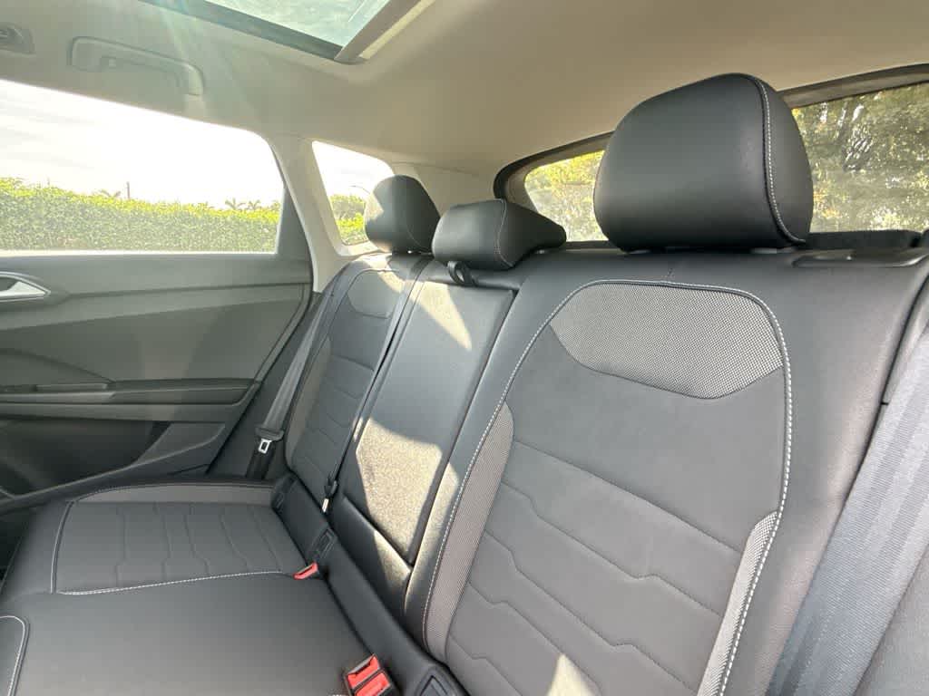 2026 Volkswagen Taos SE Black
