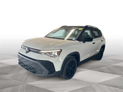 2026 Volkswagen Taos SE Black