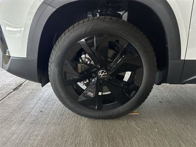 2026 Volkswagen Taos SE Black