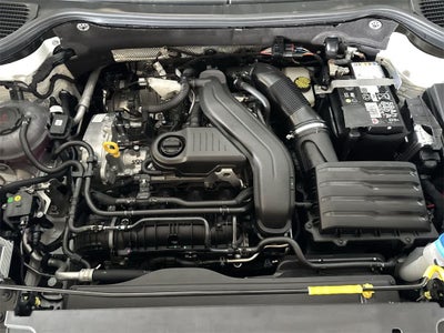 2026 Volkswagen Taos SE Black