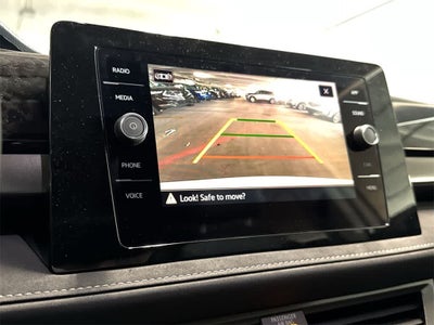 2026 Volkswagen Taos SE Black