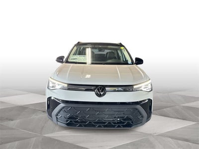 2026 Volkswagen Taos SE Black