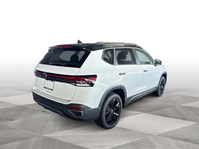 2026 Volkswagen Taos SE Black