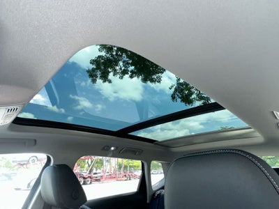 2026 Volkswagen Taos SE Black