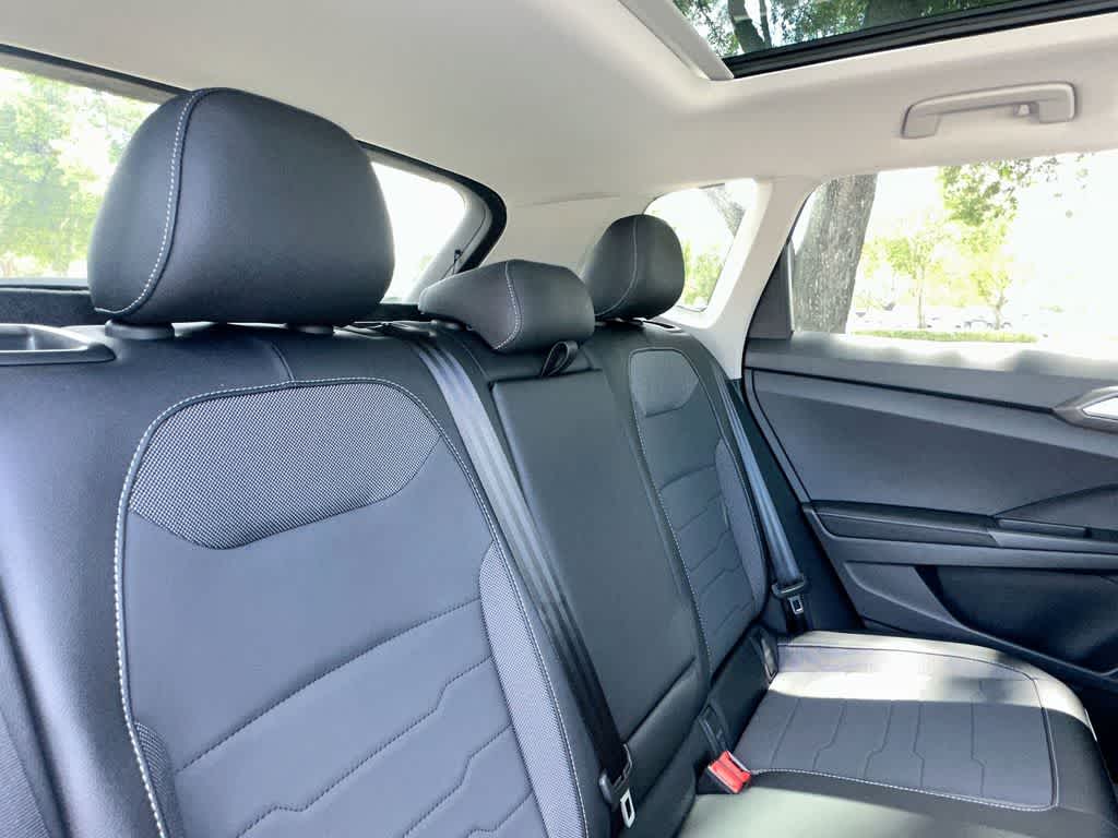 2026 Volkswagen Taos SE Black