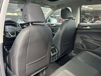 2026 Volkswagen Taos SE Black