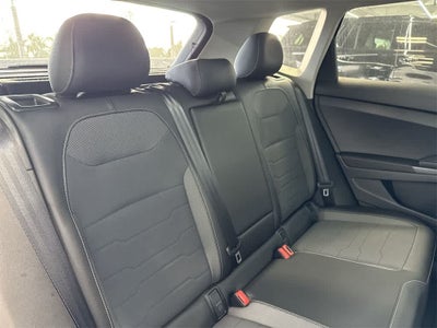 2026 Volkswagen Taos SE Black