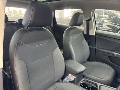 2026 Volkswagen Taos SE Black