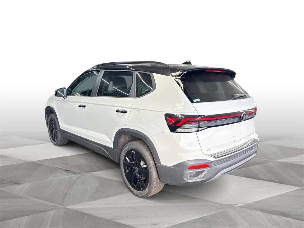 2026 Volkswagen Taos SE Black