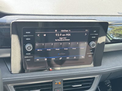 2026 Volkswagen Taos SE Black