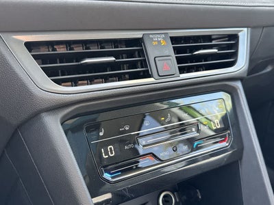 2026 Volkswagen Taos SE Black