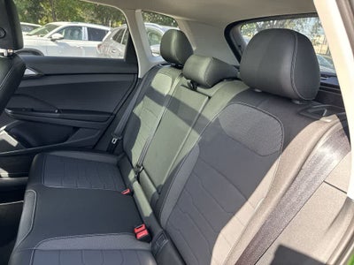 2026 Volkswagen Taos SE Black
