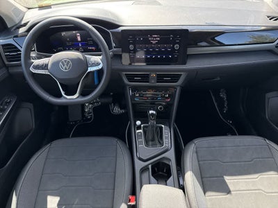 2026 Volkswagen Taos SE Black