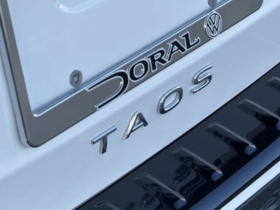 2026 Volkswagen Taos SE Black