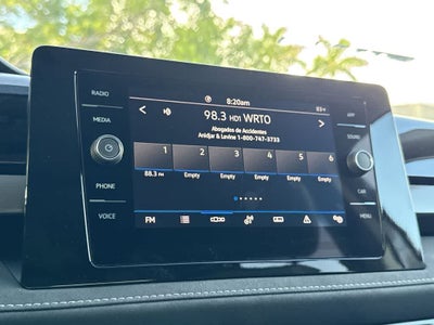 2026 Volkswagen Taos SE Black