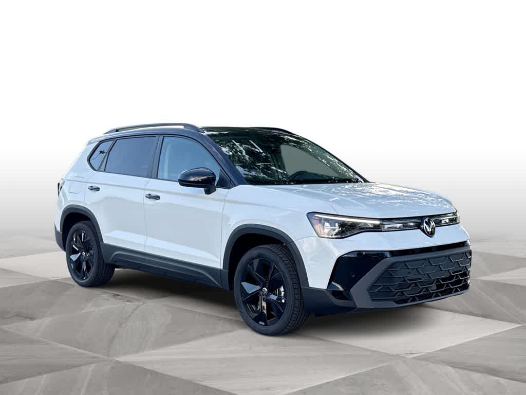 2026 Volkswagen Taos SE Black
