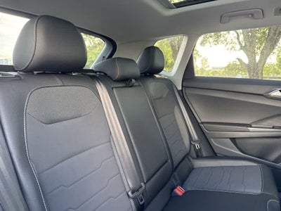 2026 Volkswagen Taos SE Black