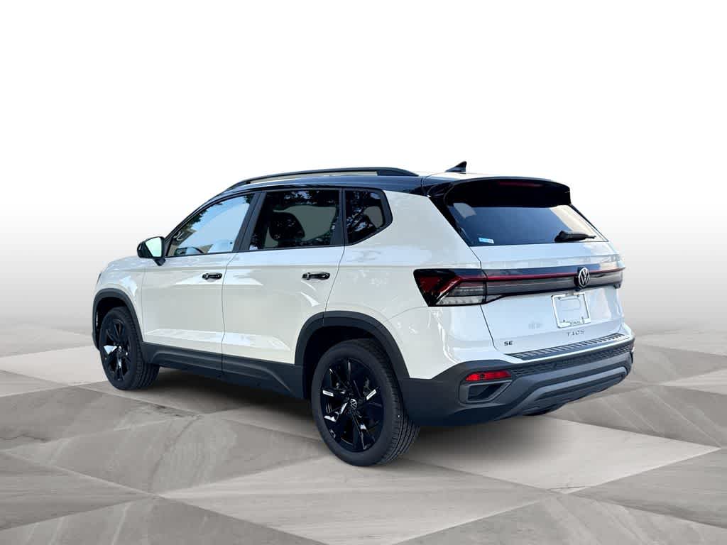 2026 Volkswagen Taos SE Black