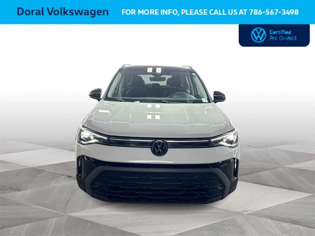 2025 Volkswagen Taos SE Black