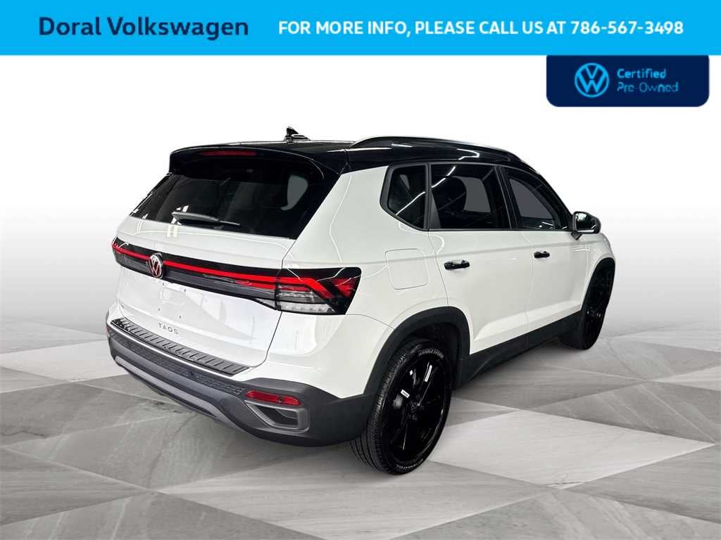 2025 Volkswagen Taos SE Black