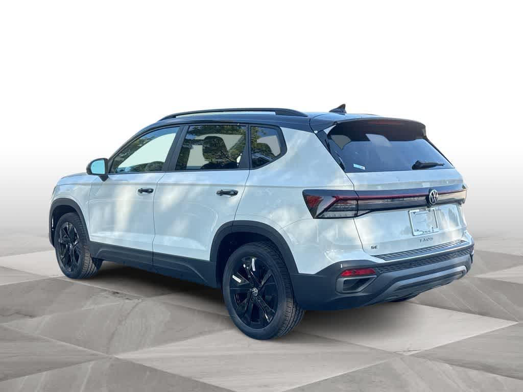 2026 Volkswagen Taos SE Black