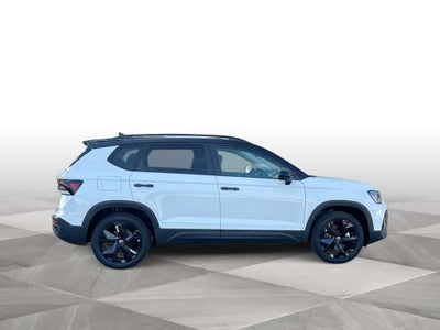 2026 Volkswagen Taos SE Black