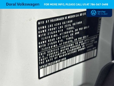 2025 Volkswagen Taos SE Black