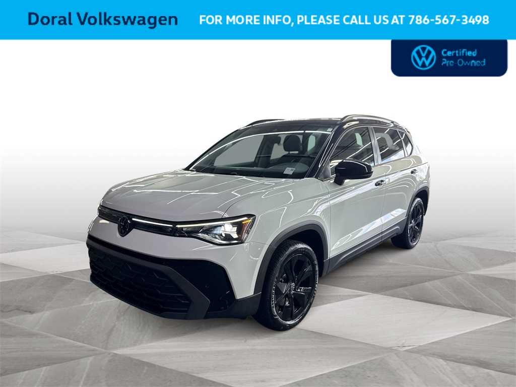 2025 Volkswagen Taos SE Black