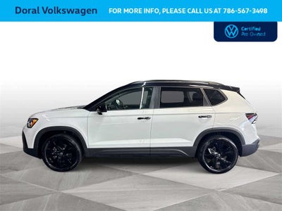 2025 Volkswagen Taos SE Black